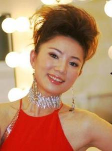 曾静演员,光影交织下的演艺人生